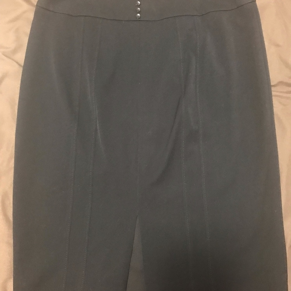 Skirt - Picture 2 of 3